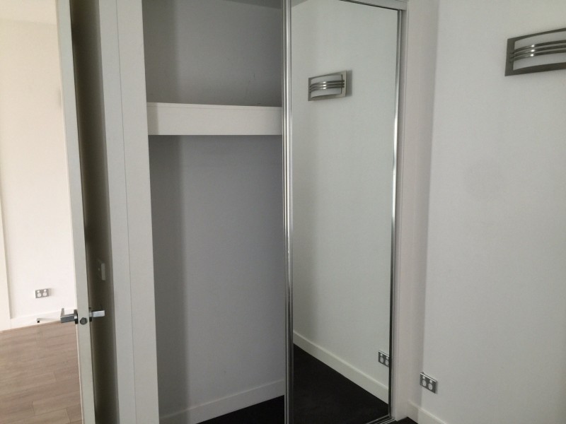 2/284-286 Neerim Road, Carnegie VIC 3163