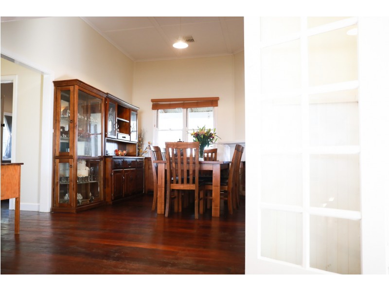 165 Bulls Head Road, Merredin WA 6415