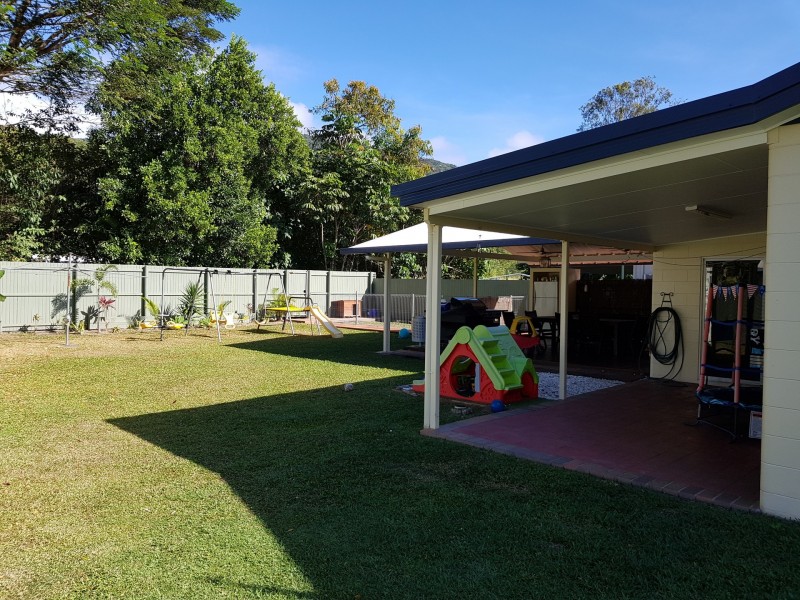 11 Eddy Street, Clifton Beach QLD 4879