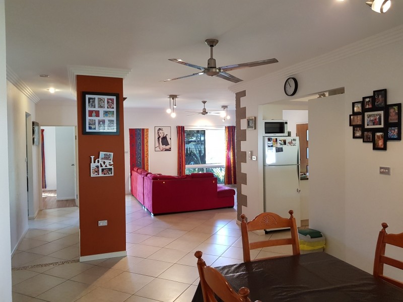 11 Eddy Street, Clifton Beach QLD 4879