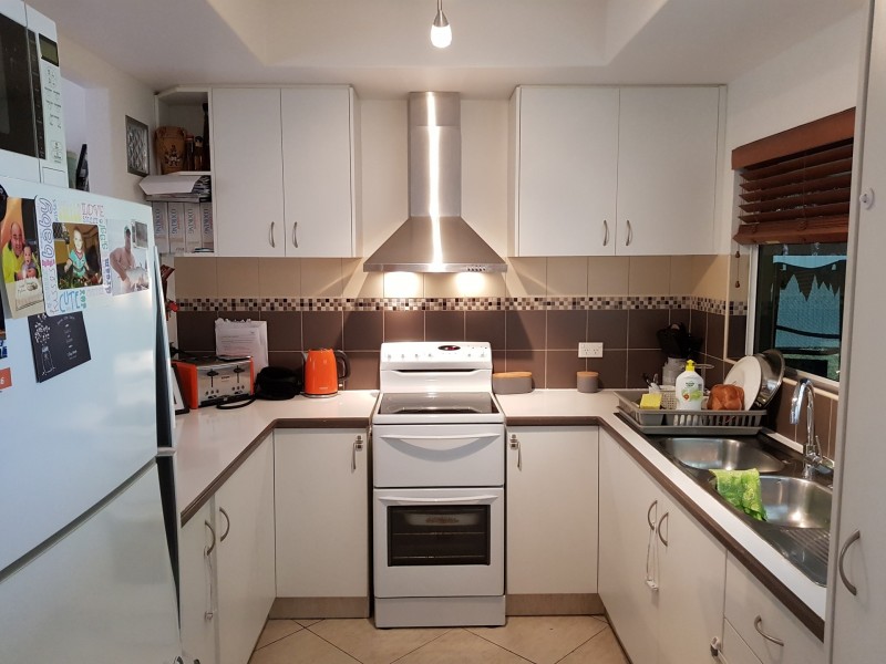 11 Eddy Street, Clifton Beach QLD 4879