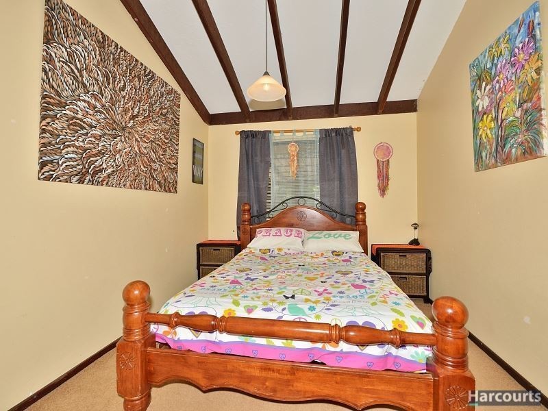 9 nutbush ave, Falcon WA 6210