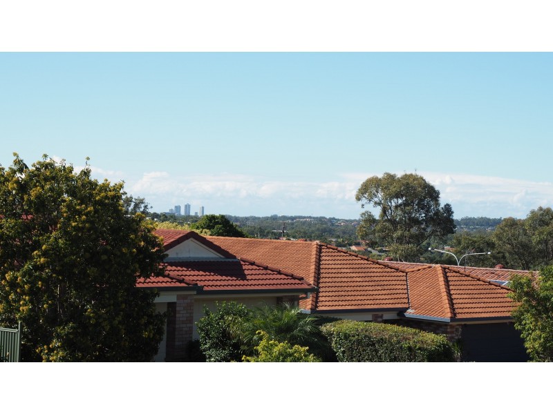 Pacific Pines QLD 4211