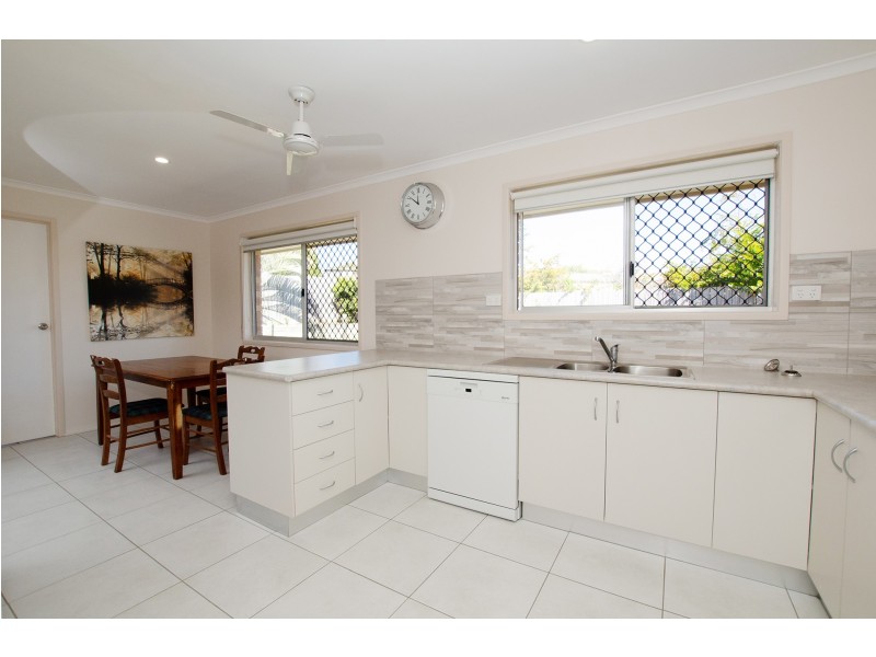 3 Harrow Close, Telina QLD 4680