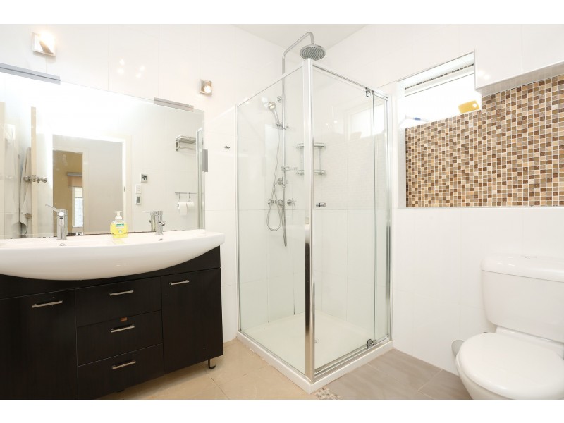 156 Warrigal Road, Mentone VIC 3194