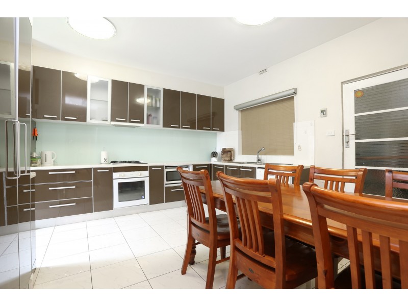 156 Warrigal Road, Mentone VIC 3194