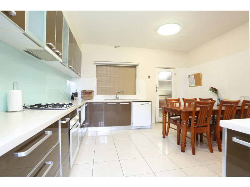 156 Warrigal Road, Mentone VIC 3194