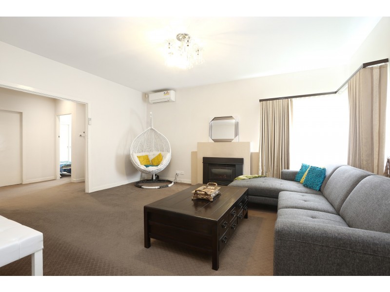 156 Warrigal Road, Mentone VIC 3194