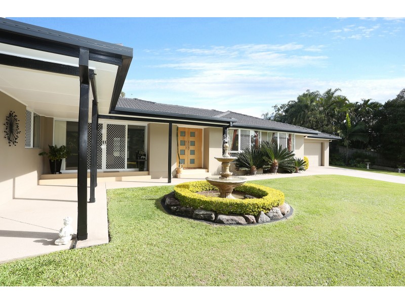 11 Peony Way, Gaven QLD 4211