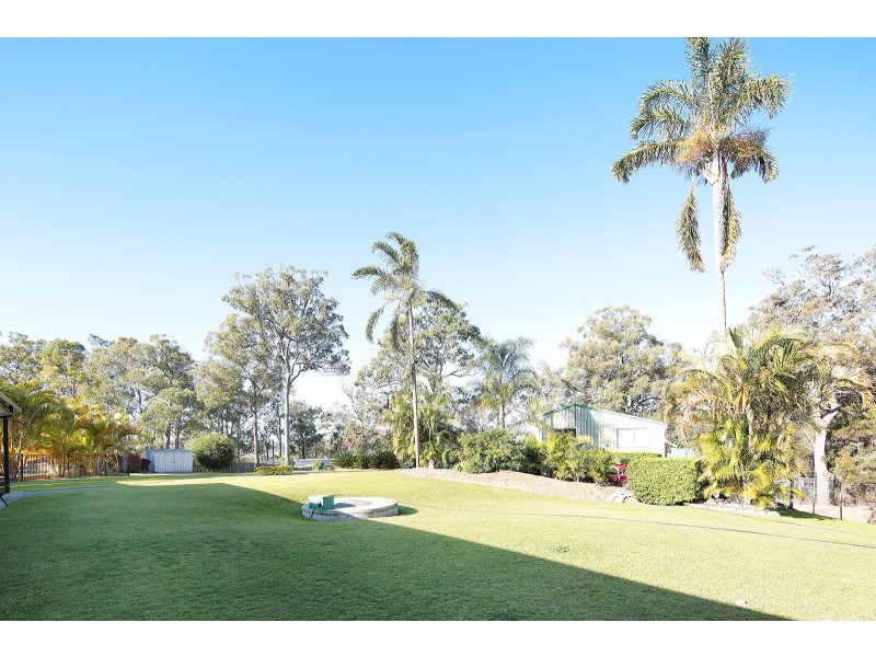 11 Peony Way, Gaven QLD 4211