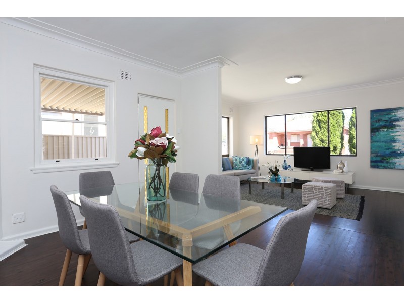 18 Bennett Street, Kingsgrove NSW 2208