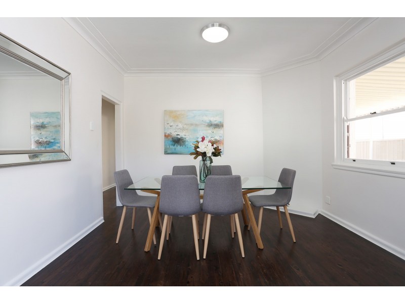 18 Bennett Street, Kingsgrove NSW 2208