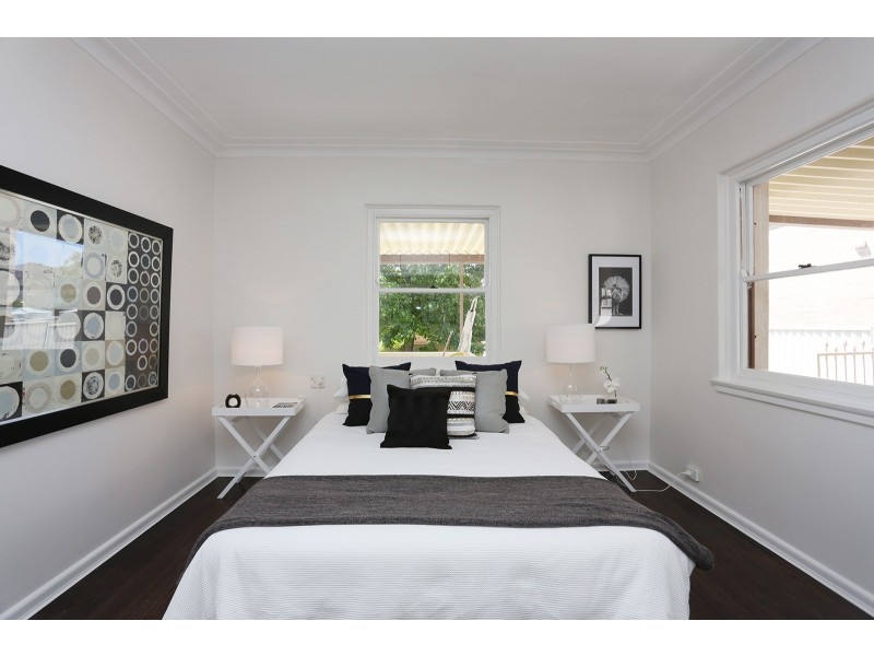 18 Bennett Street, Kingsgrove NSW 2208