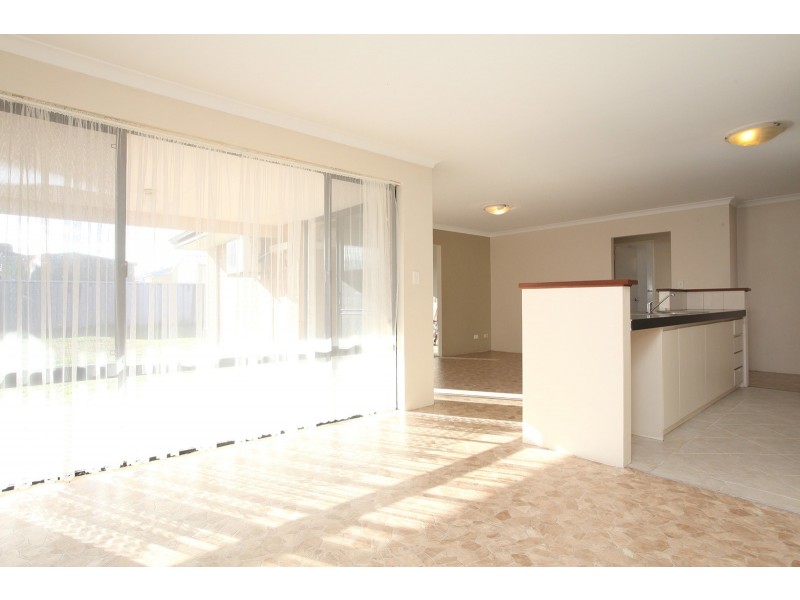 18 Colville Street, Waikiki WA 6169