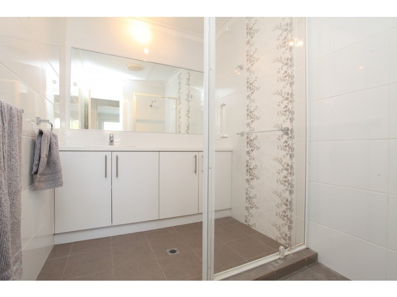 15 Murray Drive, High Wycombe WA 6057