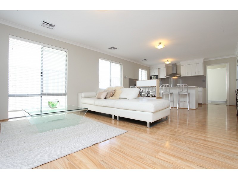 20A Murray Drive, High Wycombe WA 6057