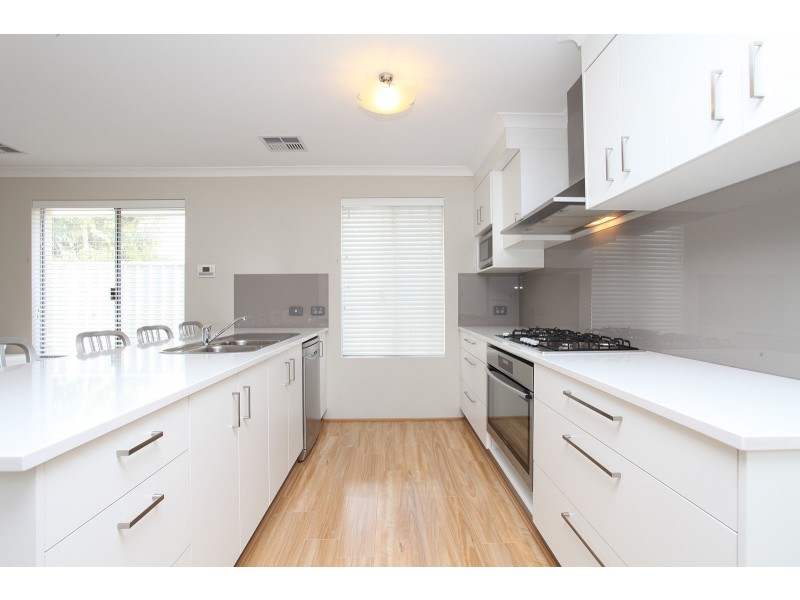 20A Murray Drive, High Wycombe WA 6057