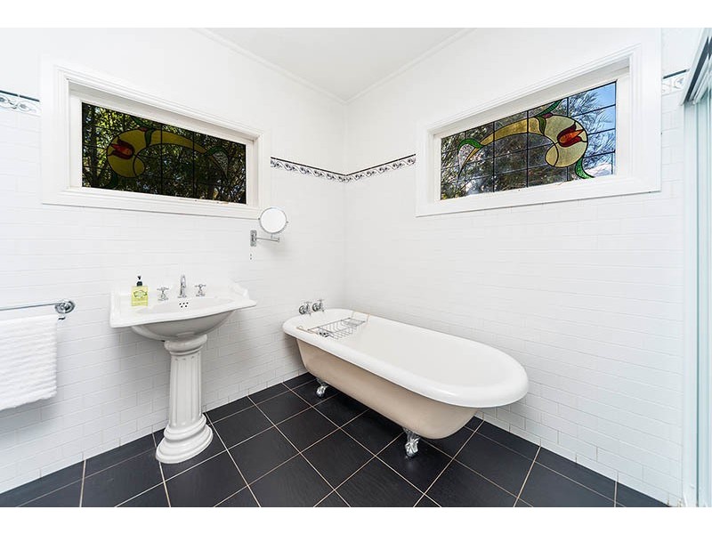 127 Moss Vale Road, Kangaroo Valley NSW 2577