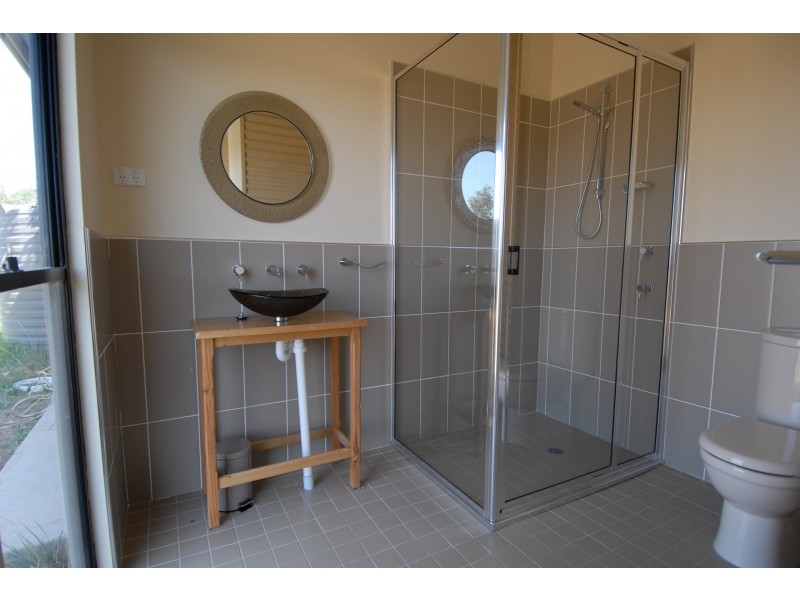 152 Casuarina Drive, Eugowra NSW 2806