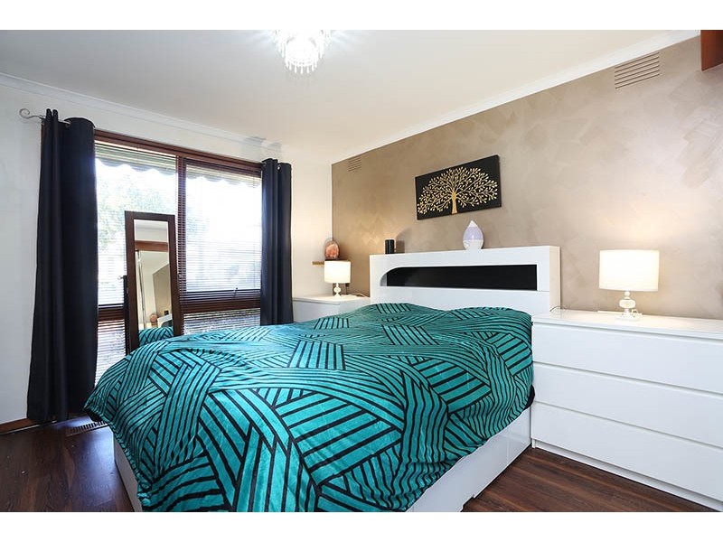 16B Denver Crescent, Rowville VIC 3178