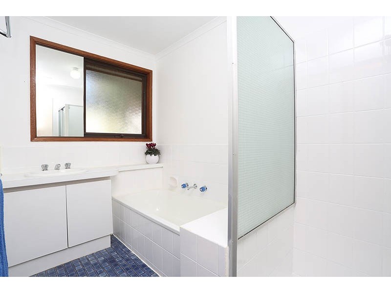 16B Denver Crescent, Rowville VIC 3178