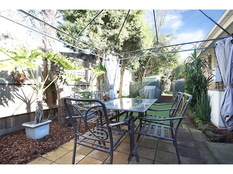 16B Denver Crescent, Rowville VIC 3178