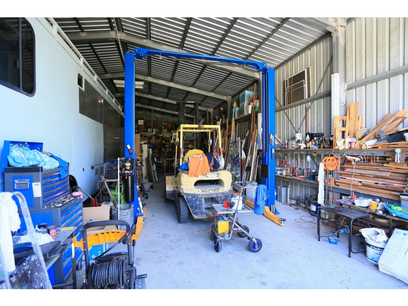 37 Finuge Court, Tinana QLD 4650