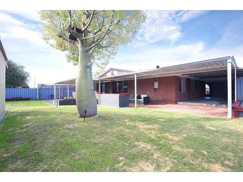 6 Heaton Way, Safety Bay WA 6169