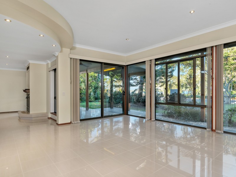14 Venus Court, Banksia Beach QLD 4507