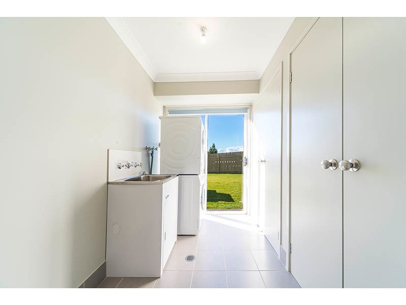 5 Banool Circuit, Bomaderry NSW 2541