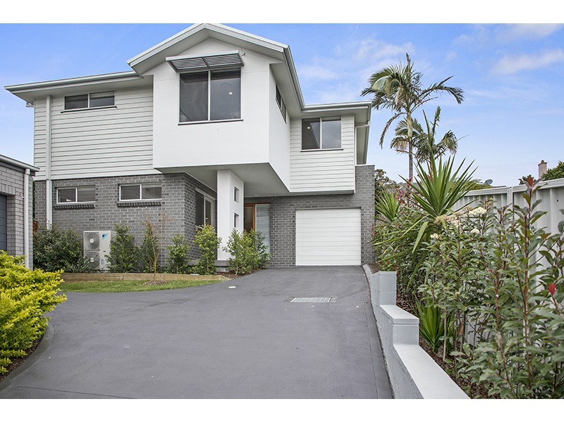 2/19 Henry Street, Merewether NSW 2291