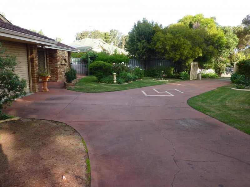 8 Waterston place, Erskine WA 6210