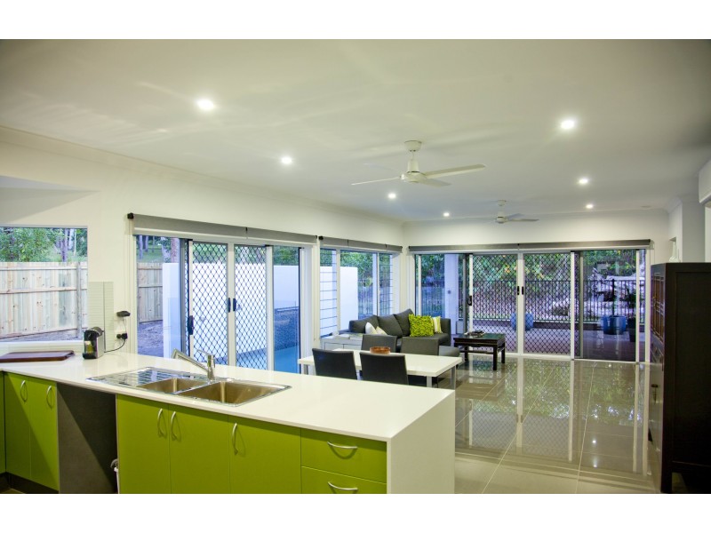 3 Seashell Crescent, Trinity Beach QLD 4879