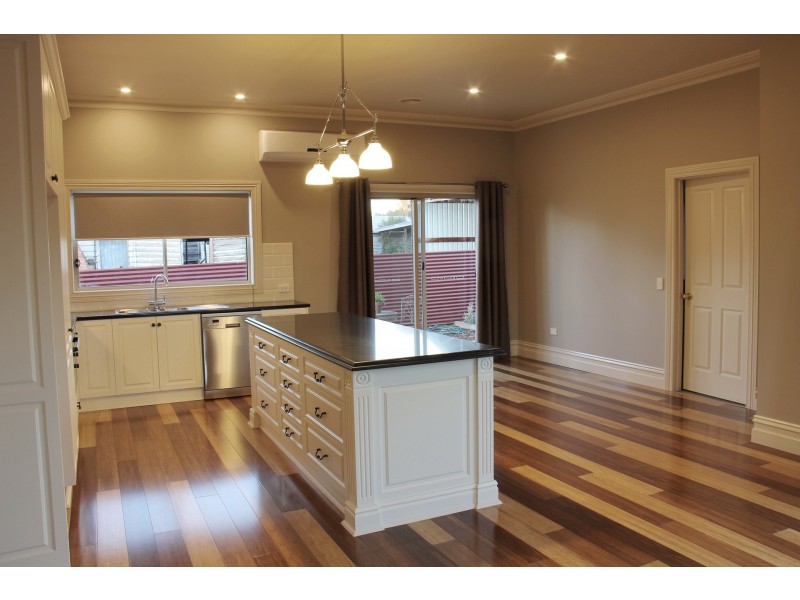 30 Napier Street, Maryborough VIC 3465