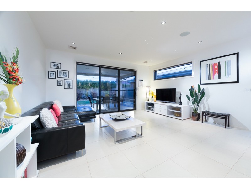 54 Bill Ferguson Circuit, Bonner ACT 2914