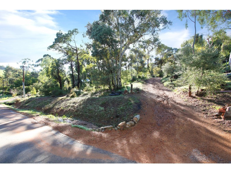 22 Mofflin Avenue, Darlington WA 6070