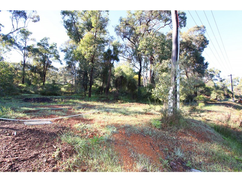 22 Mofflin Avenue, Darlington WA 6070