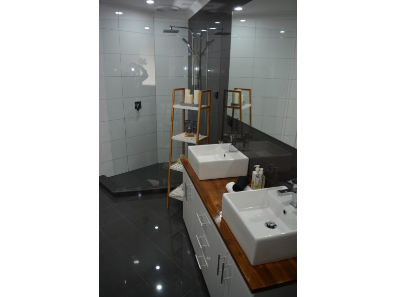 27A/49 Herdsman Parade, Wembley WA 6014