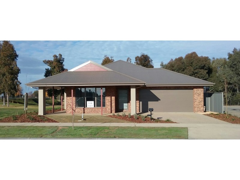 1 Phillip Hyland Drive, Yarrawonga VIC 3730