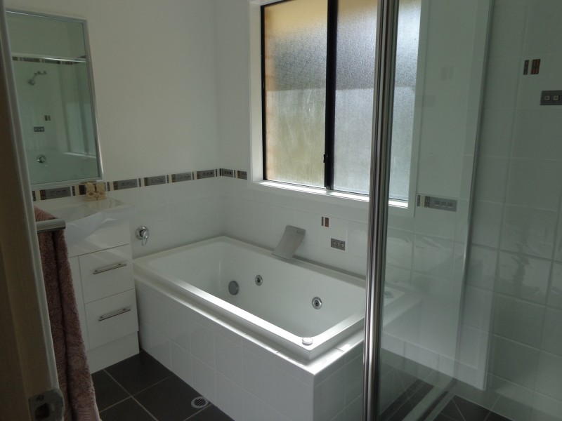 103 Leechs Gully Rd, Tenterfield NSW 2372