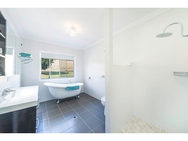 331 Nana Creek Road, Nana Glen NSW 2450