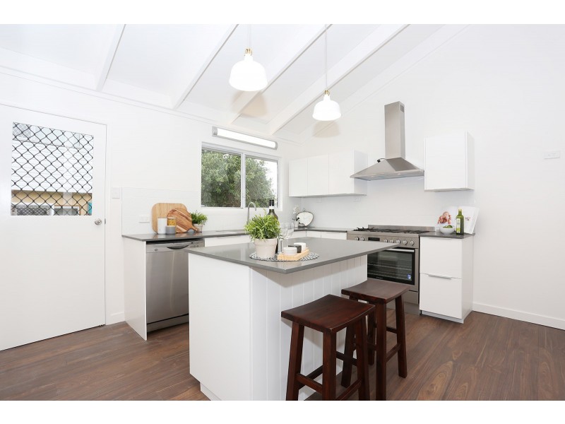 2 William Crt, Lawnton QLD 4501