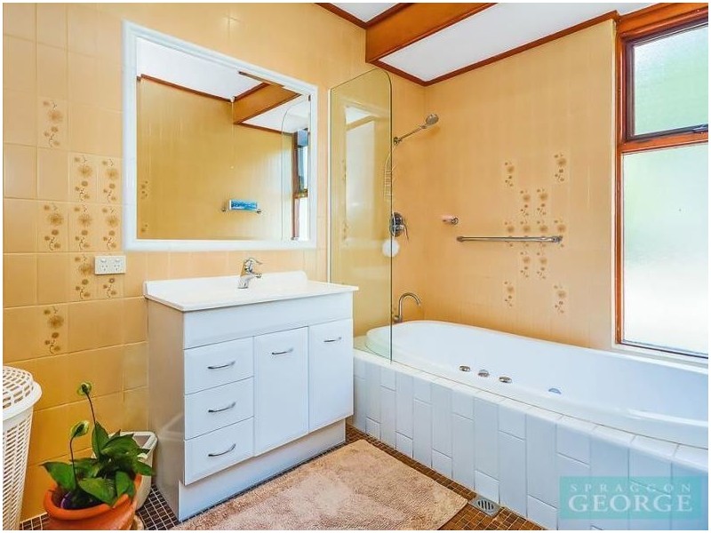 2 Aberdare Way, Warwick WA 6024