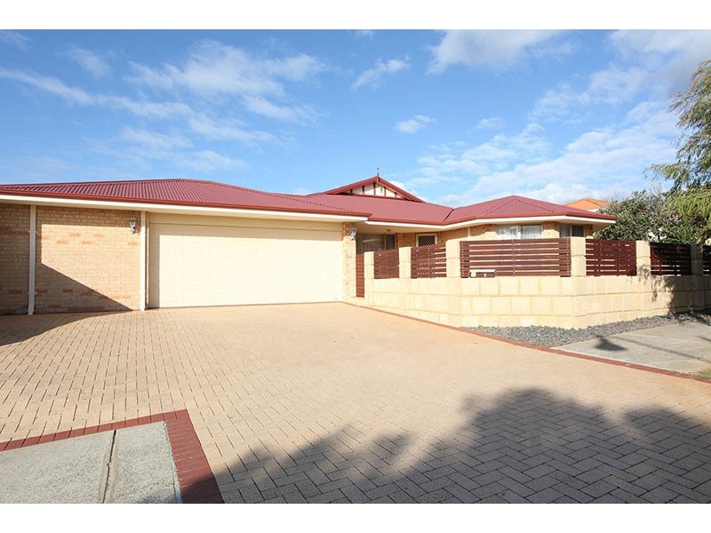 3 Maidstone Parade, Secret Harbour WA 6173