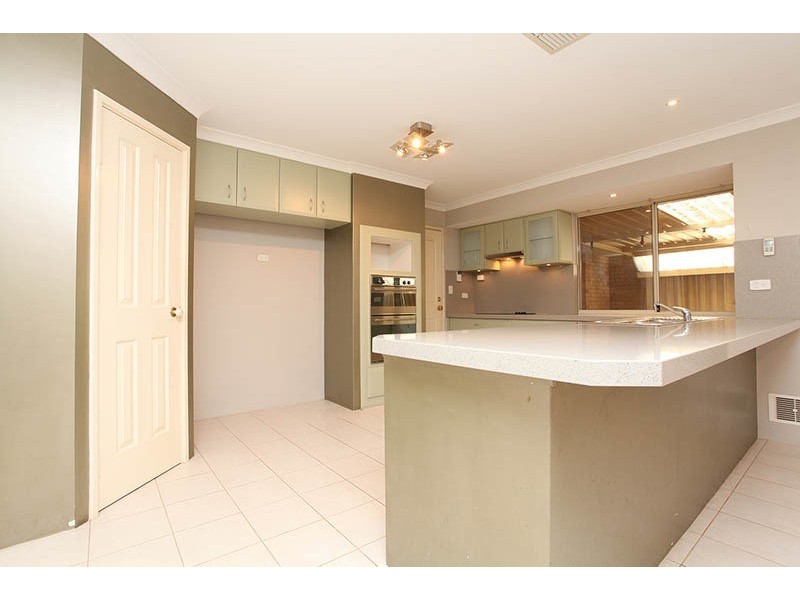 3 Maidstone Parade, Secret Harbour WA 6173