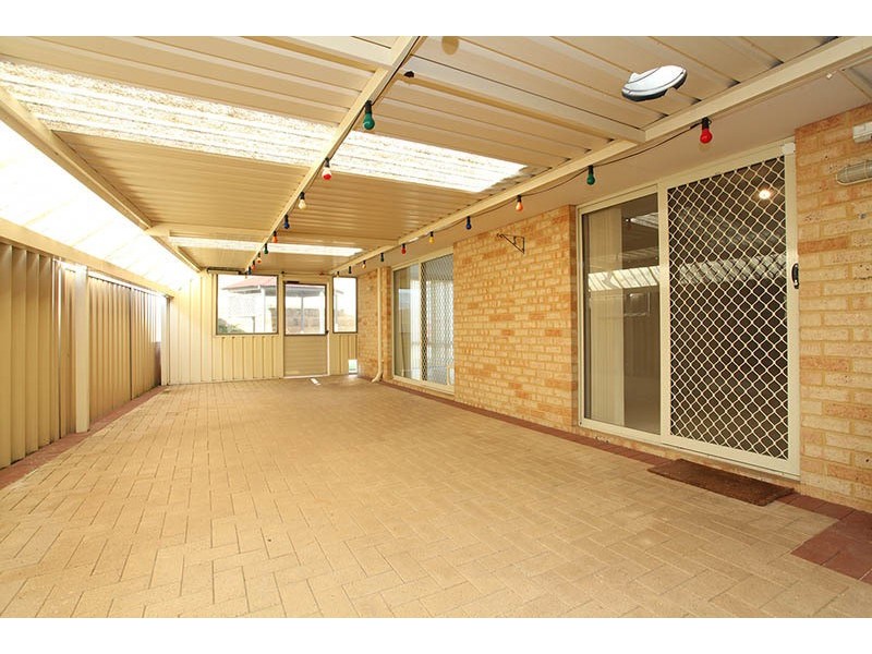 3 Maidstone Parade, Secret Harbour WA 6173