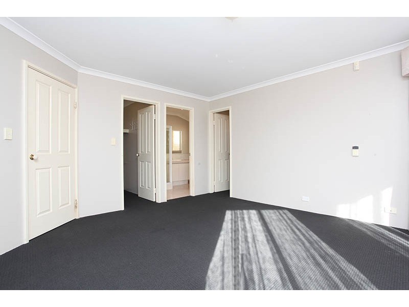 3 Maidstone Parade, Secret Harbour WA 6173