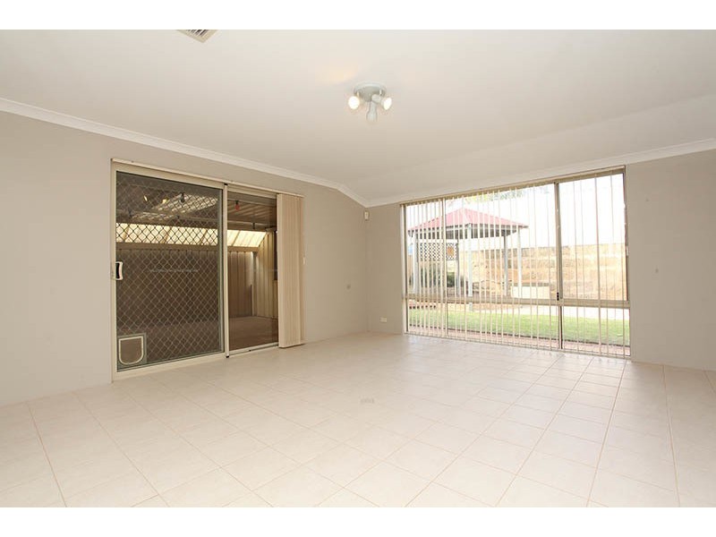 3 Maidstone Parade, Secret Harbour WA 6173