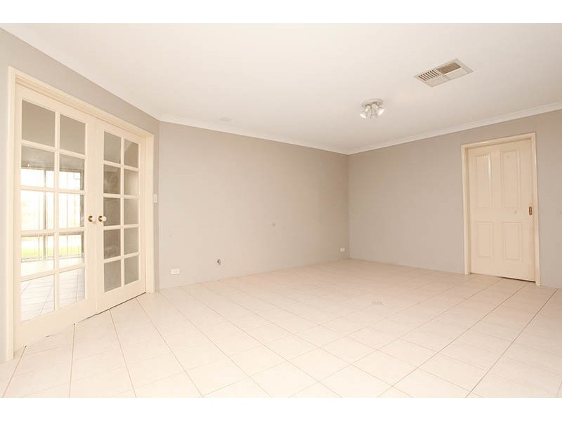 3 Maidstone Parade, Secret Harbour WA 6173