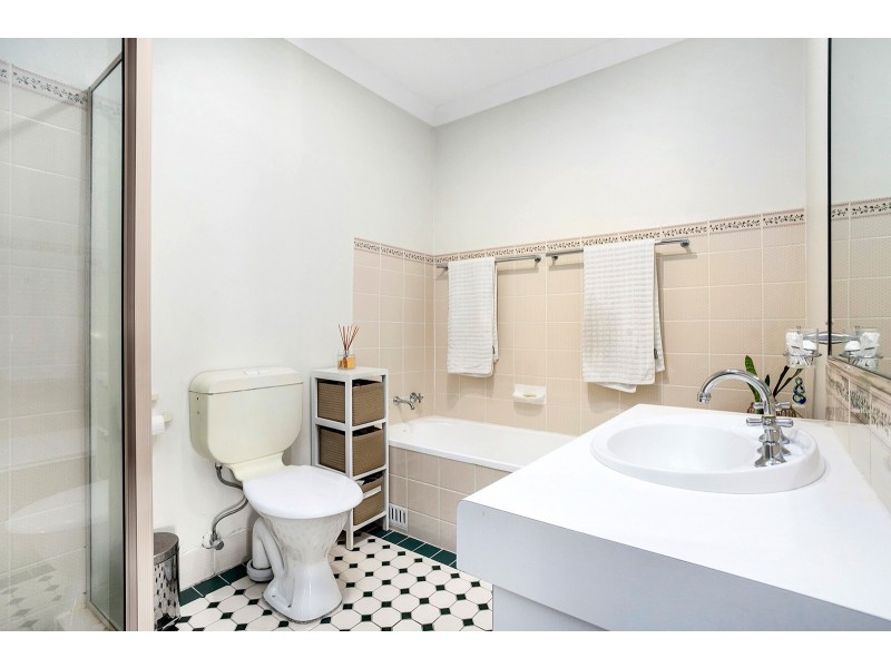 4/123 Balgownie Road, Balgownie NSW 2519